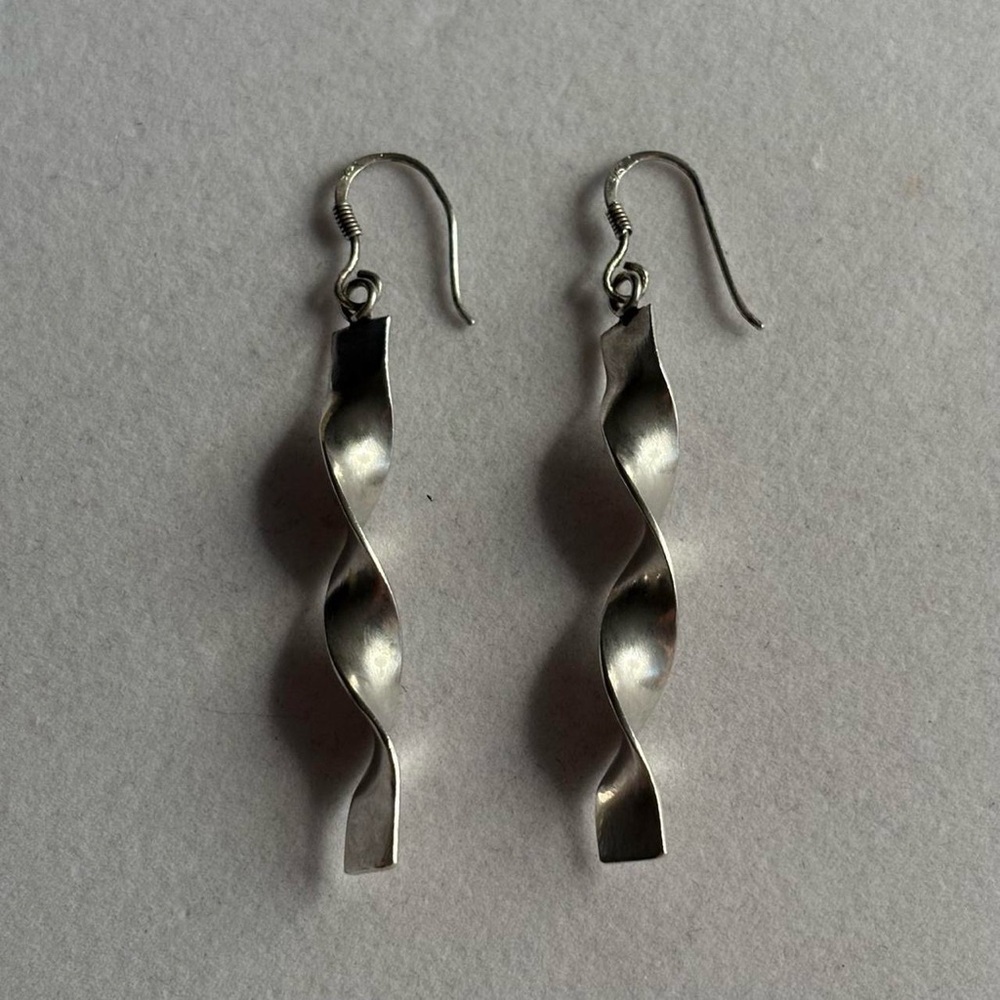 Vintage 925 Sterling Silver Spiral Twist Dangly Earrings